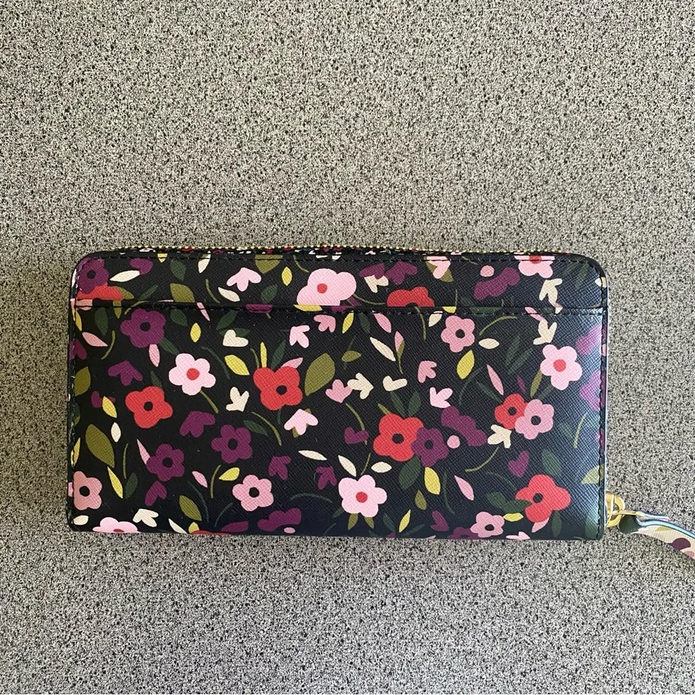 New !! KATE SPADE boho floral wallet ♠️